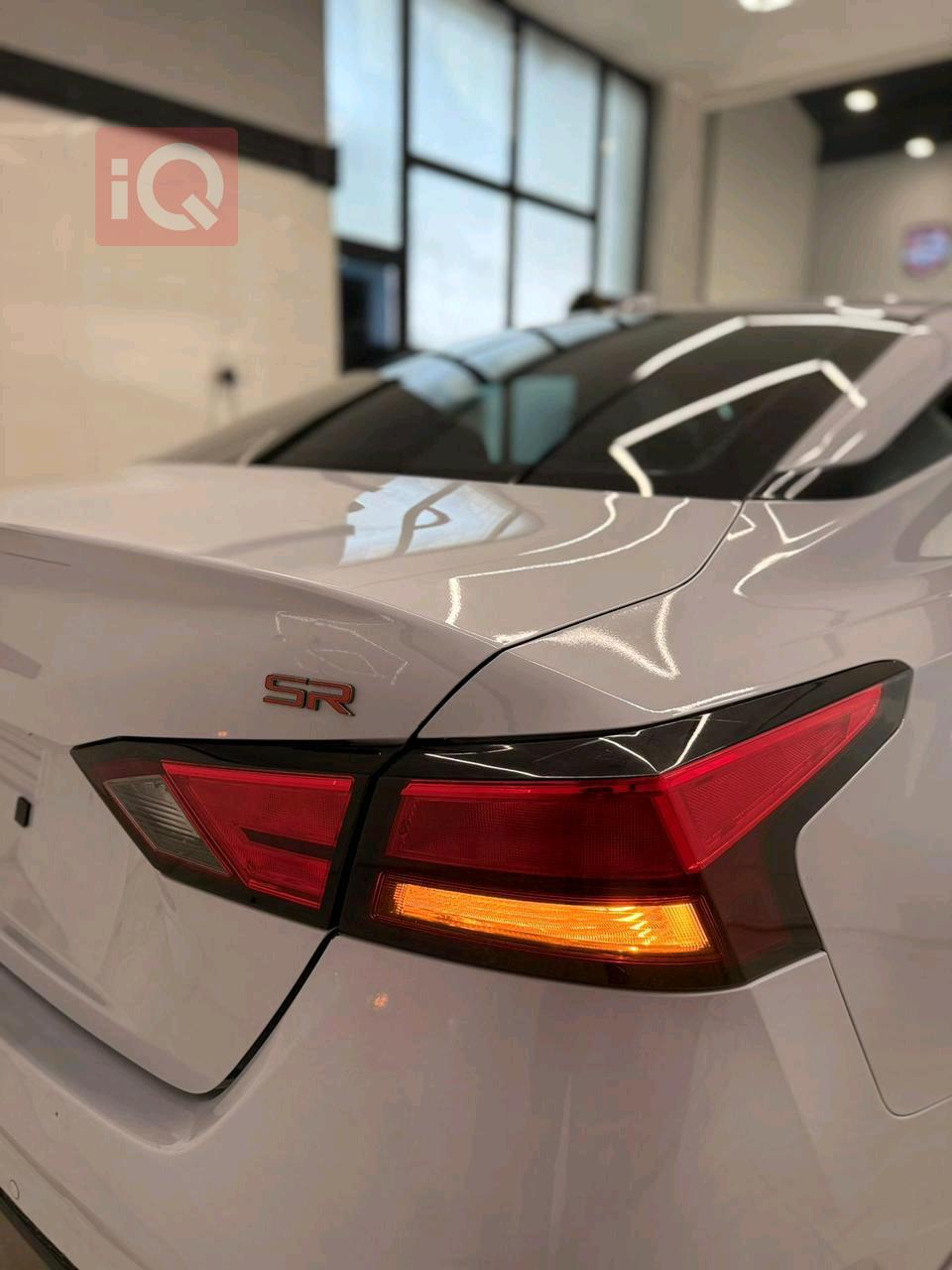 نيسان ألتيما